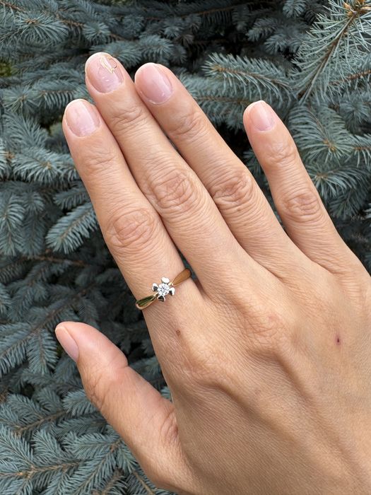 Бриллиантовое кольцо