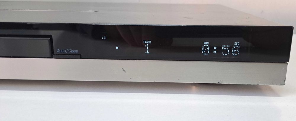 Harman Kardon 37 CD DVD Audiofil DAC Wolfson pt Amplificator