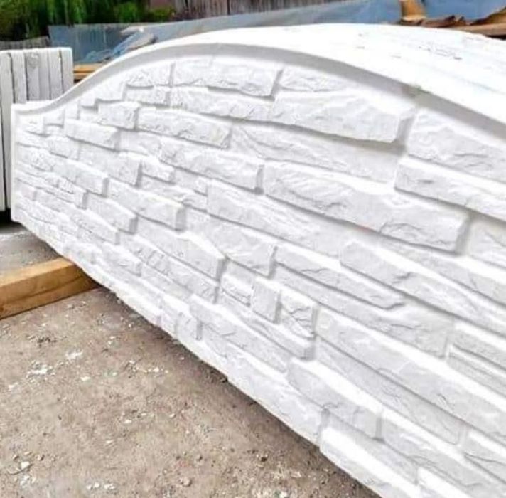 Placi gard beton si stalpi