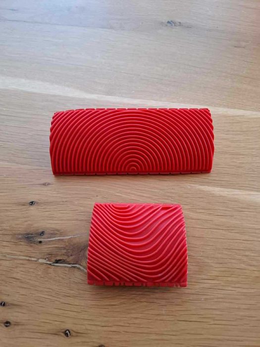 Гребен/фладер за дървесен ефект с тебеширена и друга боя