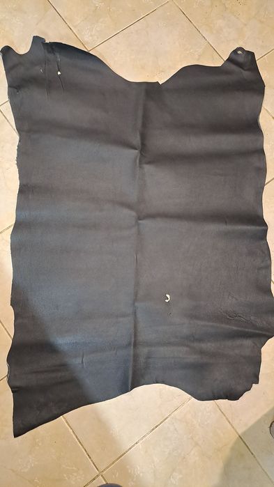 Естествена свинска черна кожа