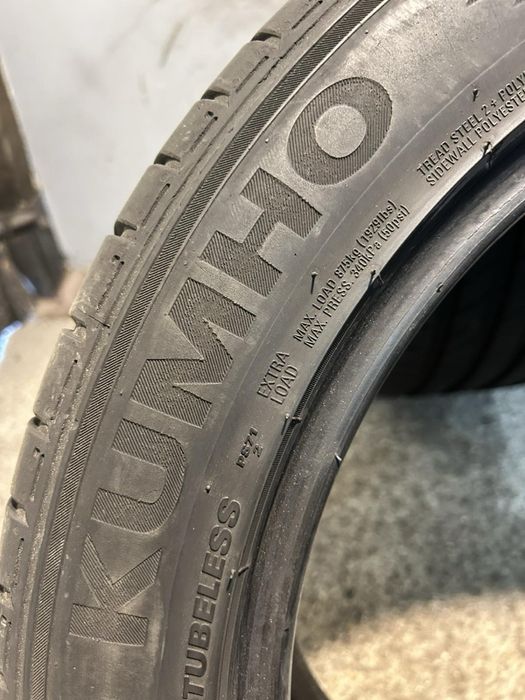 Гуми 255/45/18 KUMHO Ecsta