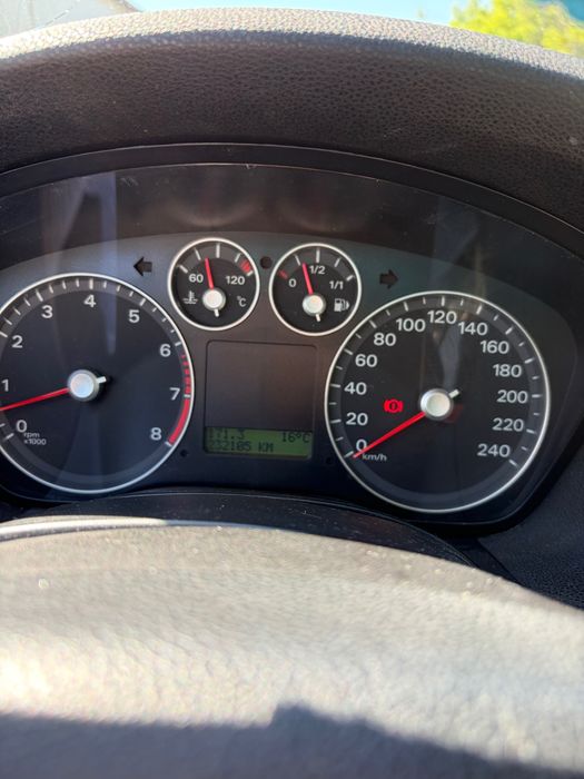 Ford Focus ,1.6 benzină,2007