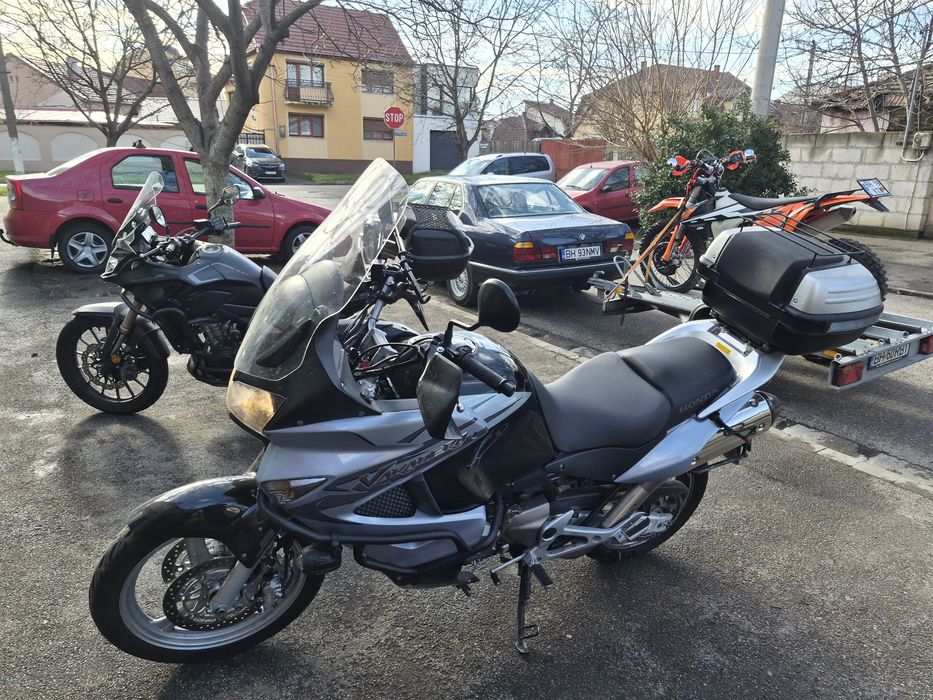 Vând Honda CB 500 X