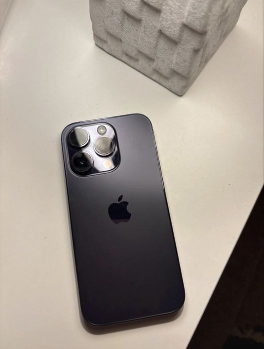 Iphone 14 pro 76% baterie