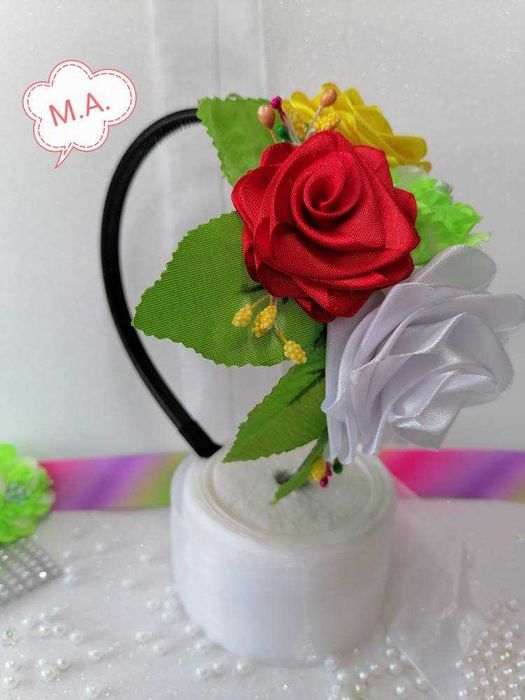 Диадема с цветя за народни танци