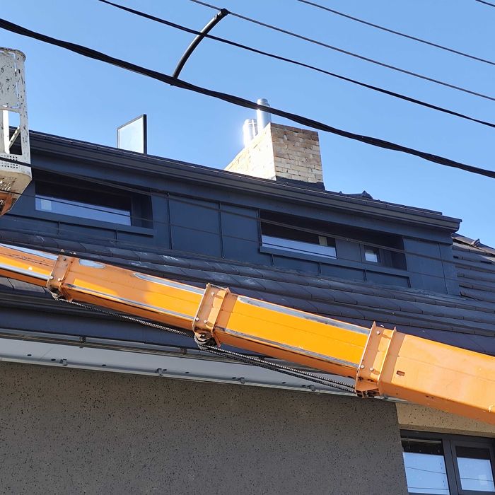 Ремонт на покриви и изграждане на нови.