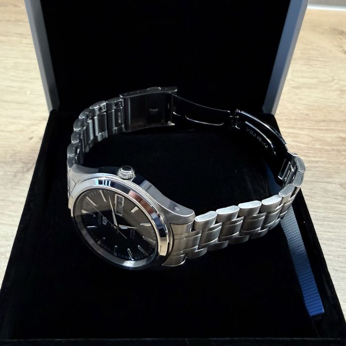 Sekio ‘SNK357K1’ Automatic