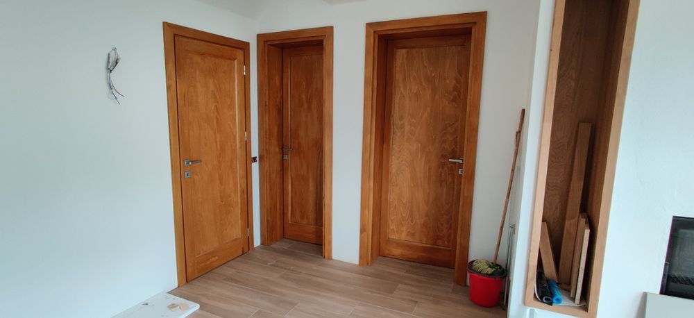 Vand 2.usii interior din tei