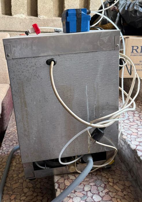 Професионална чашомиялна машина