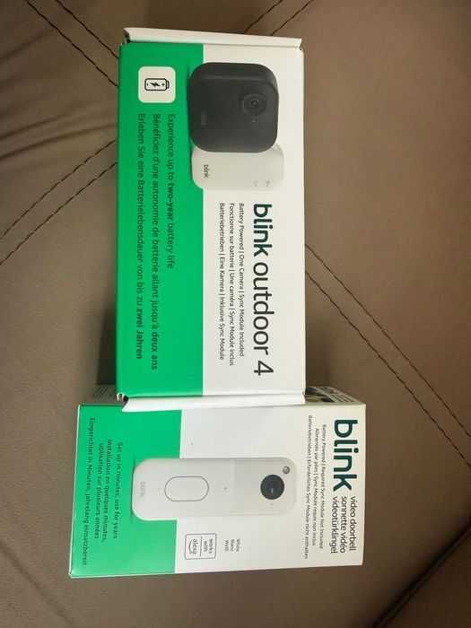 камера Blink Outdoor 4 + Blink Video Doorbell + Sync Module Core неразопакован