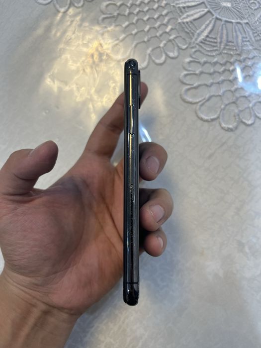 iPhone X