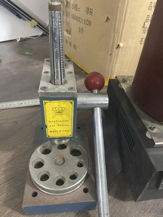 Плавильная печь с тиголом