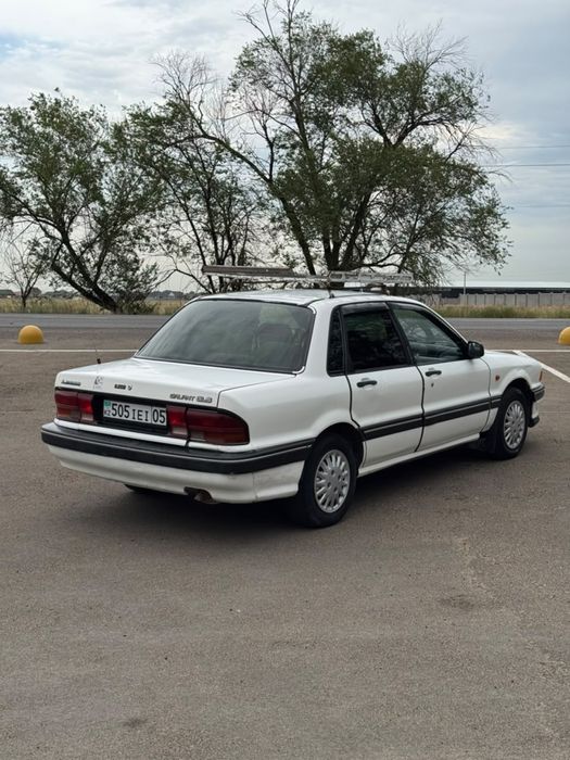 Mitsubichi Galant