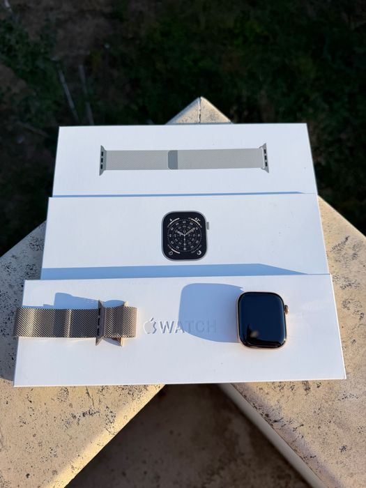 Apple Watch 11 Titanium Gold 42mm • 100% Батерия • Като Нов • Гаранция