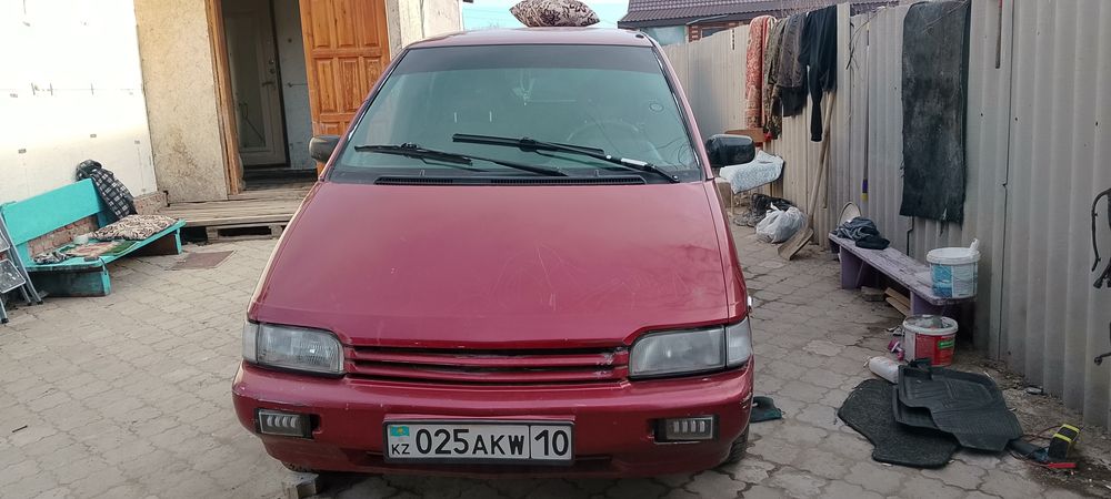 Продам Ниссан Привия