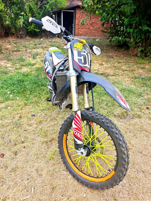HONDA CRF 250 2012 година