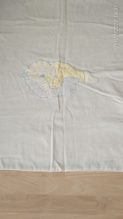 лот от бебешки пелени и одеалца