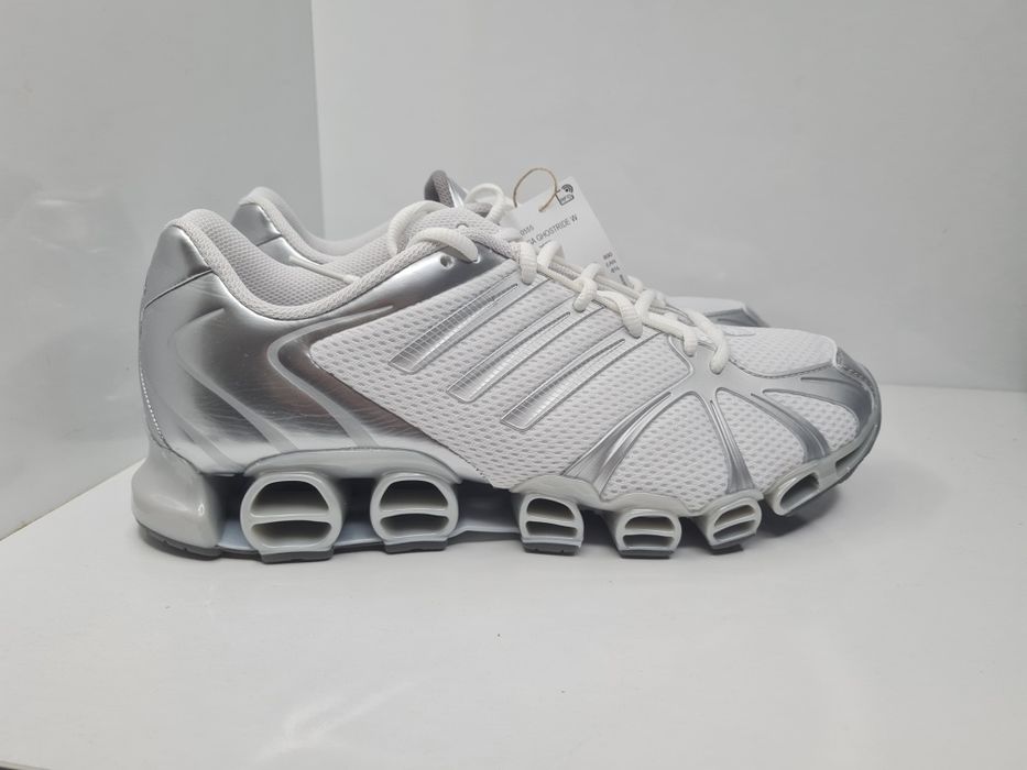 Маратонки Adidas Mega GhostRide

Чисто нови с кутия 

Размер 42 2/3 ст