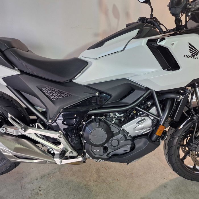Motocicleta Honda NC750 X ABS | H01935 | motomus.ro