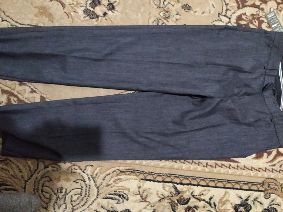 Продам мужские брюки.