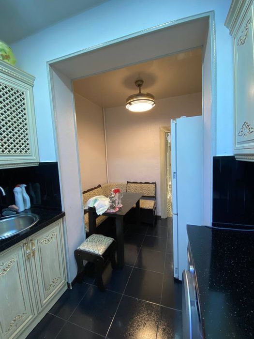 Сдаю комнату только для девушек.