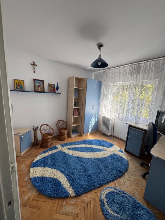 Apartament cu 3 camere Micro 16