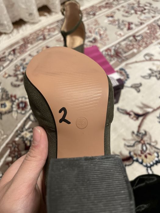 Женские ботинки