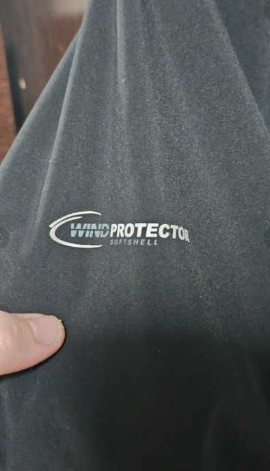 Geaca McKinley marimea L noua