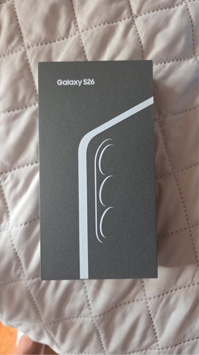 Samsung S26, sigilat, 12 gb RAM , 256 gb memorie