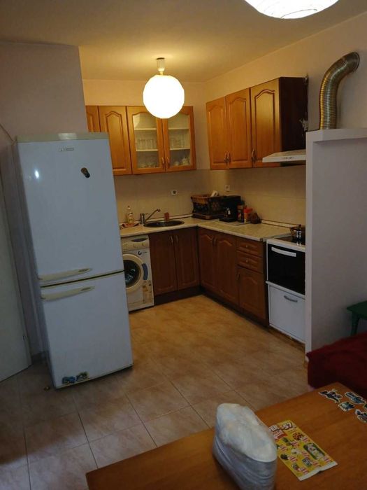 Дава под Наем 2-СТАЕН град София, Белите брези