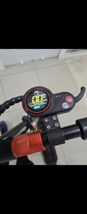 Продам электросамокат Kugoo X1