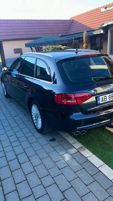 Vând Audi A4 2015