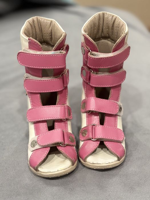 Продам ортопедические сандали