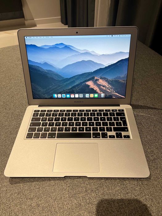 Apple Macbook Air 13 2017    256GB