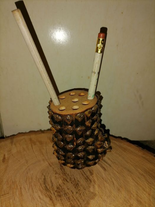 Моливник от естествени материали