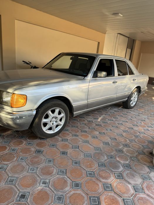 Mersades W126 380sel
