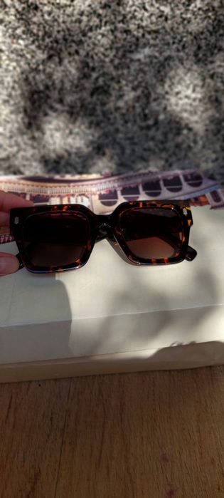 Продам солнцезащитные очки новые