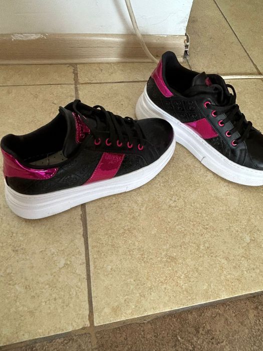 Adidași Guess girl originali