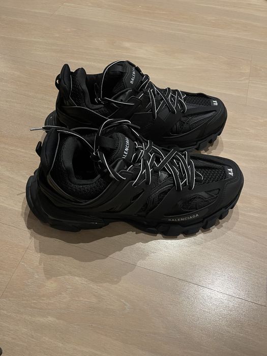 Balenciaga Track 44