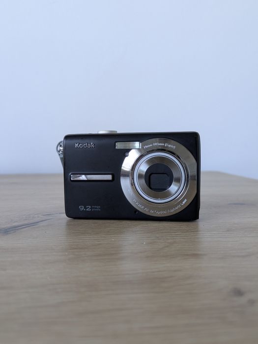 Kodak Easyshare M320 - РЕТРО СНИМКИ Дигитален Фотоапарат ОТЛИЧНО СЪСТОЯНИЕ