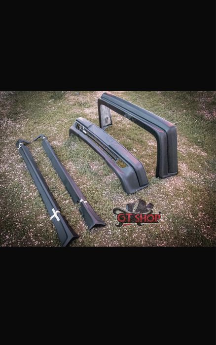 Бампер, пороги 124 мерседес