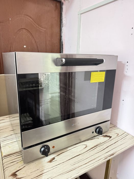 Продаем духовку в отличном состоянии