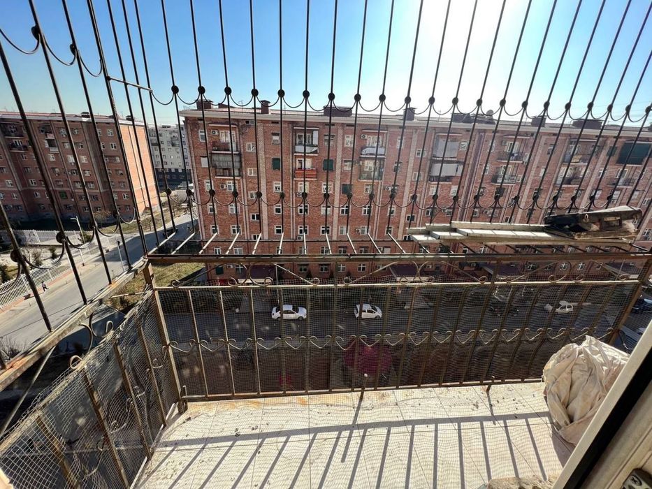 Сергели 9 худуд 2/2/7. 56 кв сквазной можно ипотеку