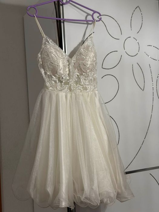 Дамска официална рокля