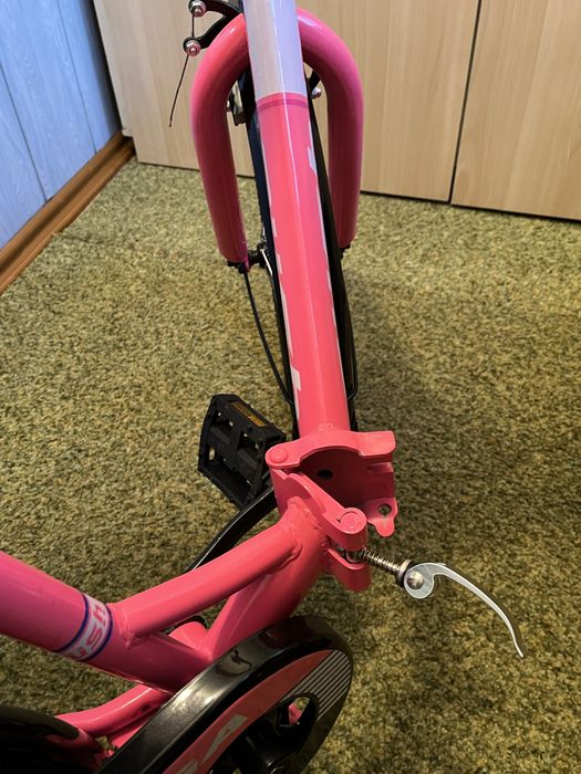 Детский велосипед от 6 до 9 лет, для девочек.