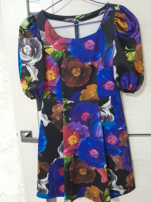 Продам платья, в хорошем состоянии