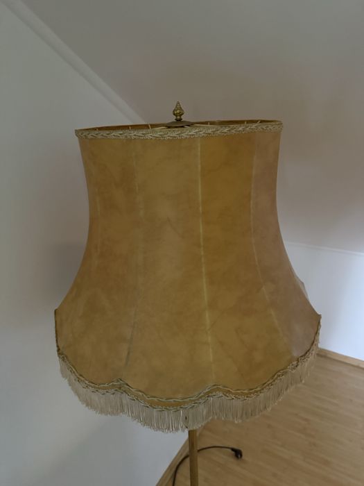 Lampa vintage de podea