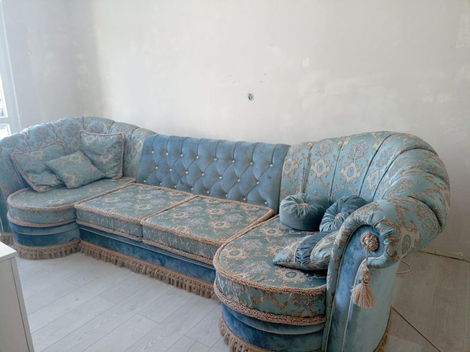 Продам диван в отличном состоянии