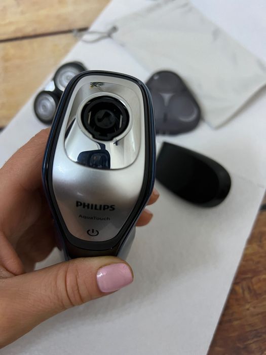 Aparat de ras philips